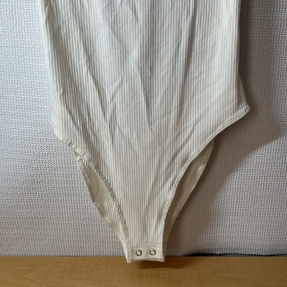 WILD FABLE NWT Ribbed Body Suit Open Back with Ties Women's Size S - Picture 2 of 5